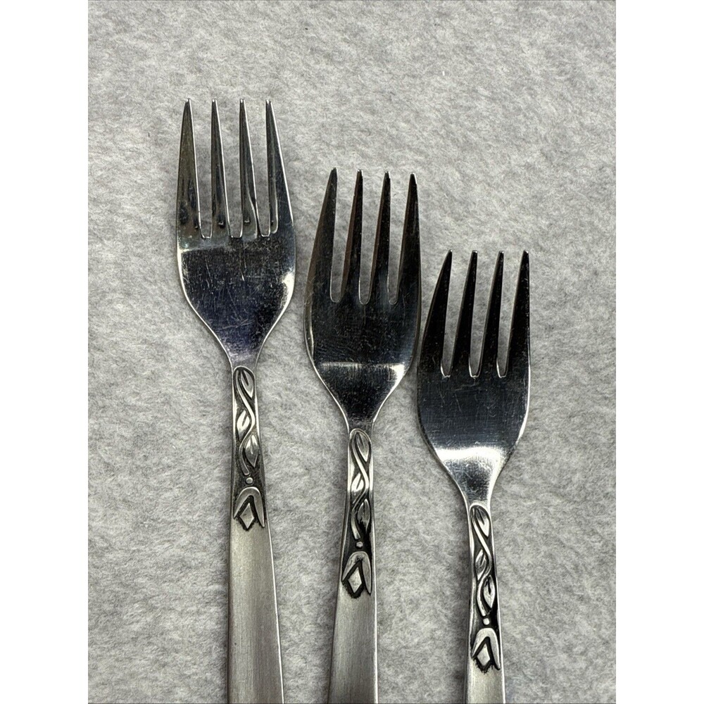 3 Vintage Amefa Holland Tulip Time Salad/Appetizer Forks Stainless Flatware Ret.